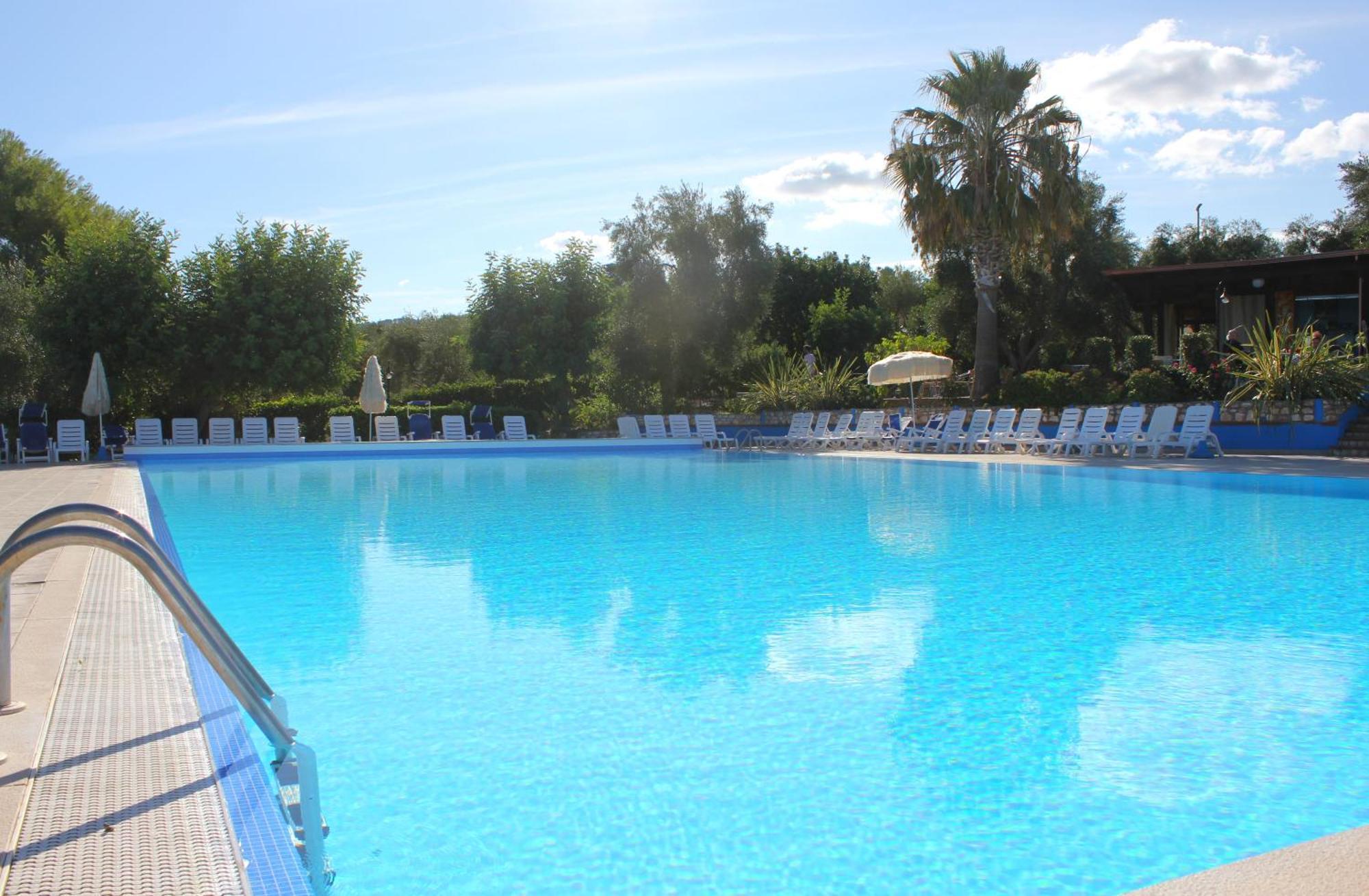 Villaggio Uliveto Rodi Garganico Exterior foto